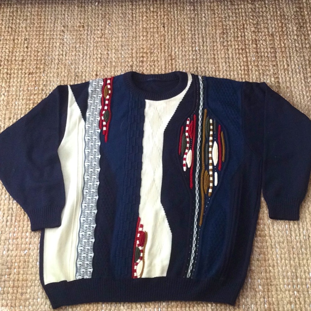 L/XL. Coogi inspired 3-d sweater New Zealand wool